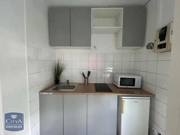 Appartement à louer 1 pièce 20.5m² Chambray-lès-Tours (37170)