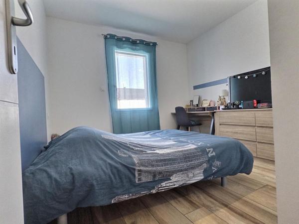 Maison  5 pièce(s) 140 m2