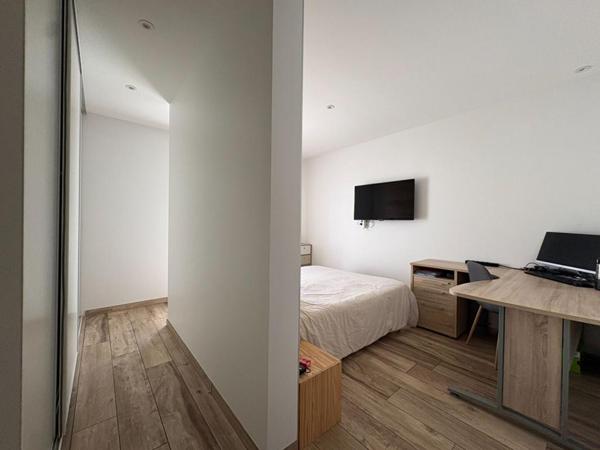 Maison  5 pièce(s) 140 m2