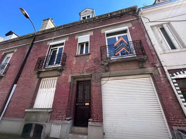 Vente                                                      Maison
                        
                     5 pièces                      105 m2                     à Saint-Quentin