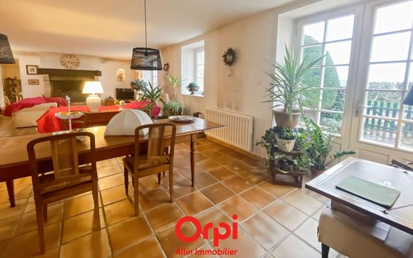 Maison à vendre    4 pièces •  Hérisson