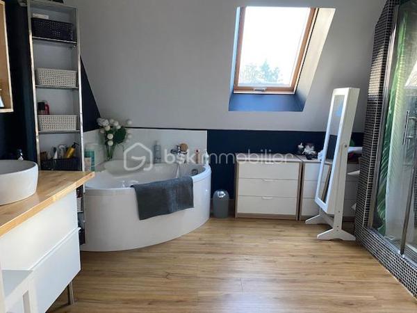 Maison contemporaine de 262 m²