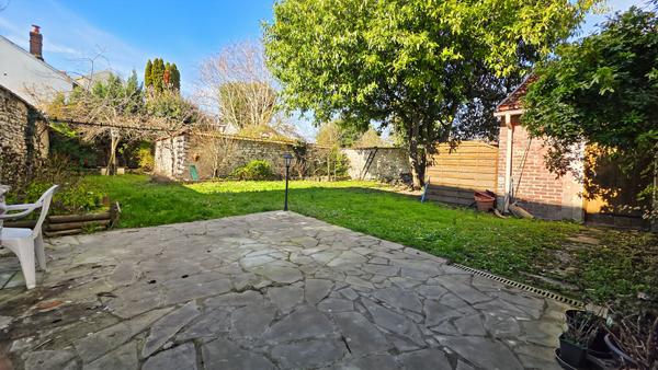 Maison Mantes la Ville 145 m² - 4 chambres