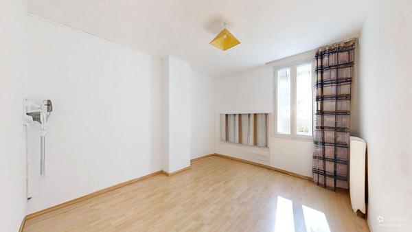 Maison Mantes la Ville 145 m² - 4 chambres