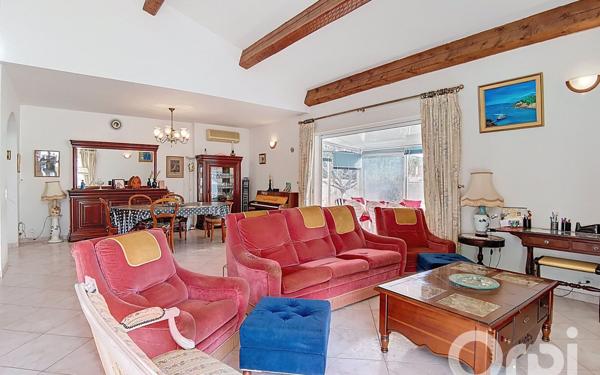 Maison à vendre    4 pièces • 137 m2 Six-Fours-les-Plages