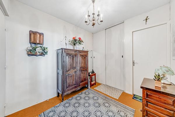 Exclusivité Appartement 2 chambres -balcon-parking et cave proche du centre-ville-Secteur Boucicaut
