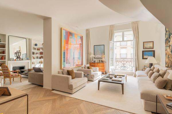 Vente Appartement de luxe Paris 8 5 Pièces 192 m²
