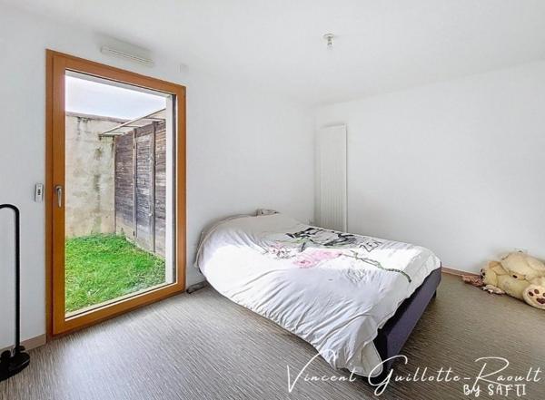 Appartement T3 64m² - Vendu nu, libre de locataire, idéal pour une résidence principale  - 1 place de stationnement