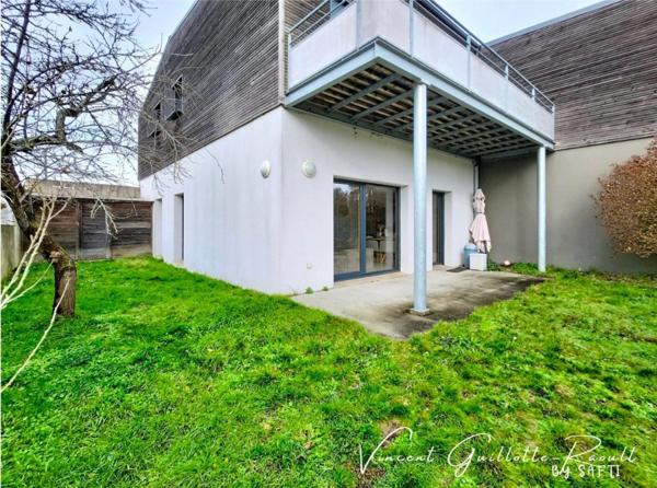 Appartement T3 64m² - Vendu nu, libre de locataire, idéal pour une résidence principale  - 1 place de stationnement