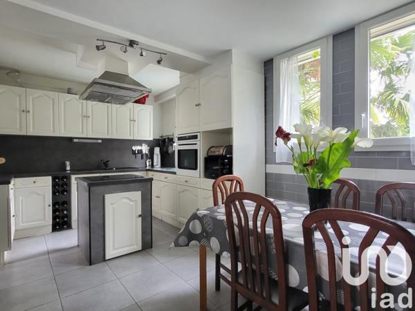 Maison 5 pièces de 93 m² à Bouguenais (44340)