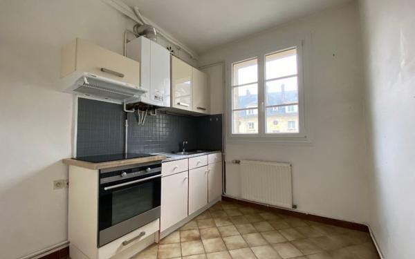 Appartement à louer    2 pièces •  Compiègne