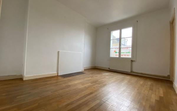 Appartement à louer    2 pièces •  Compiègne