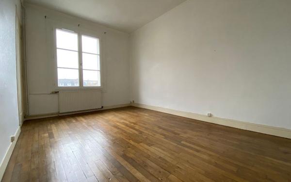 Appartement à louer    2 pièces •  Compiègne