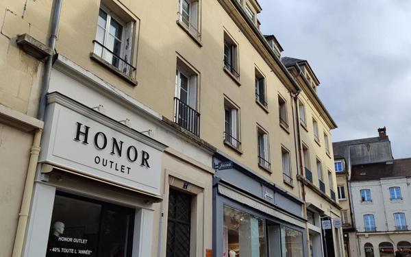 Appartement à louer    2 pièces •  Compiègne