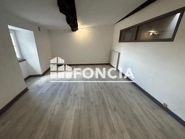 Location Appartement 2 pièces 51.87 m² - 39 RUE SAINT-ANDRE Niort 79000