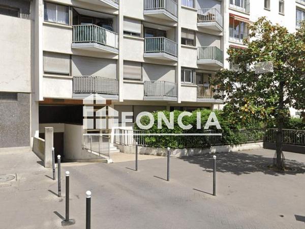 Location Parking - 61 RUE DE JAVEL Paris 75015
