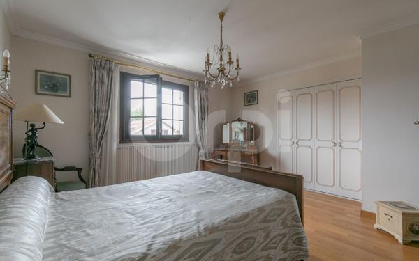 Maison à vendre    6 pièces • 150 m2 Chennevières-sur-Marne