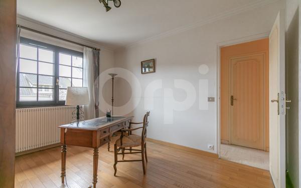 Maison à vendre    6 pièces • 150 m2 Chennevières-sur-Marne