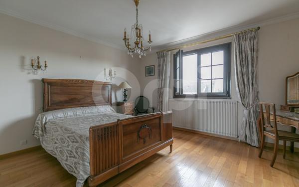 Maison à vendre    6 pièces • 150 m2 Chennevières-sur-Marne