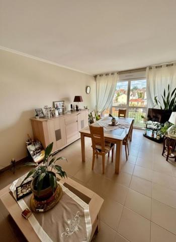 Appartement Enghien Les Bains 3 pièce(s) 62,32 m2