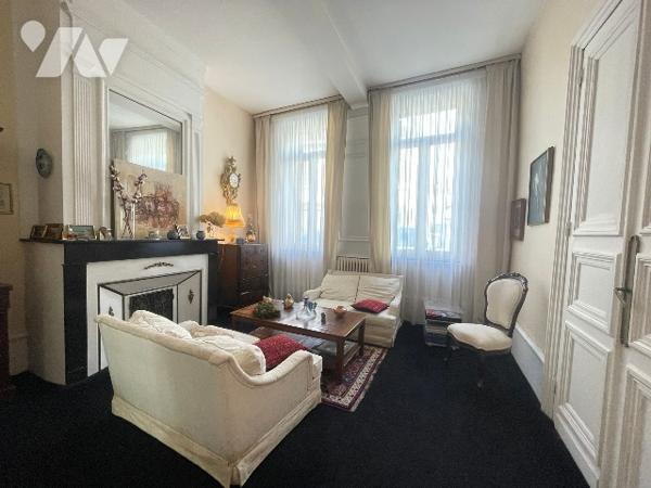 Maison bourgeoise 1920 au cœur historique de Béthune, 180 m² et jardin