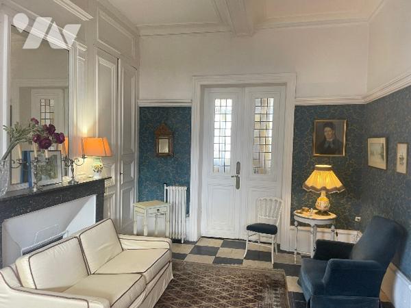 Maison bourgeoise 1920 au cœur historique de Béthune, 180 m² et jardin