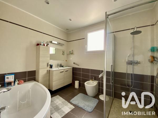 Maison à vendre 7 pièces 160 m² Aiguillon