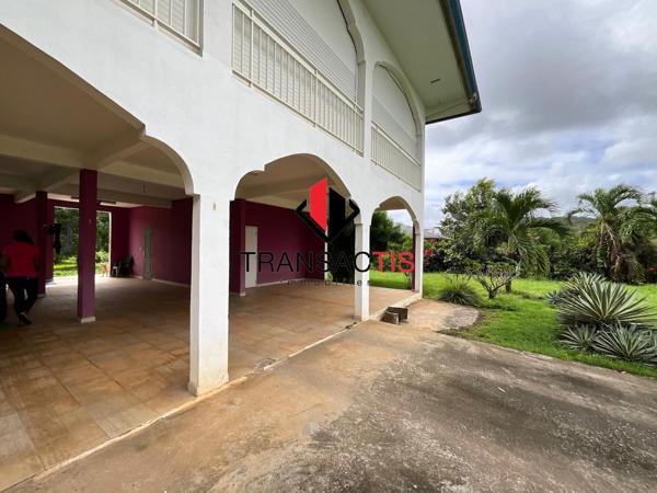 VILLA T4 A VENDRE SUR BADUEL