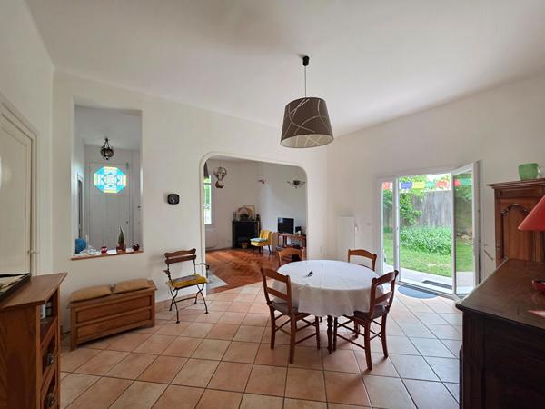 Appartement T3 de 99 m² avec jardin ? Stationnement 2 véhicules , Bordeaux