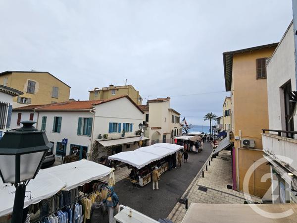 Immeuble à vendre  180 m2 CAGNES SUR MER - 06