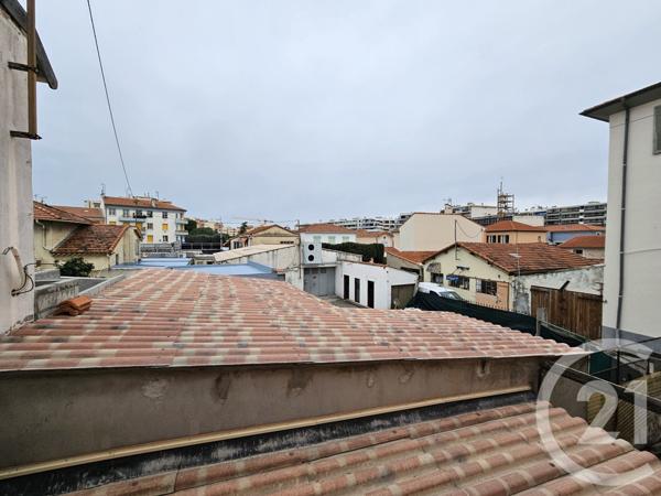 Immeuble à vendre  180 m2 CAGNES SUR MER - 06