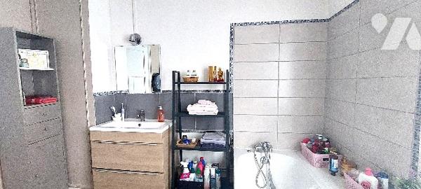 Mons-en-Baroeul - Charmante maison 1930 rénovée avec goût - 249000 €