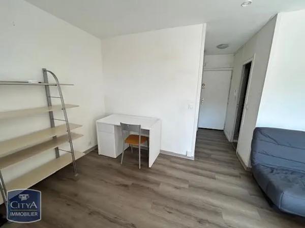 Appartement à louer 1 pièce 24.32m² Aix-en-Provence (13100)