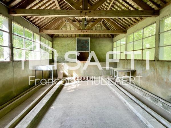 Maison avec 9969m² de terrain sur Saint-Avé