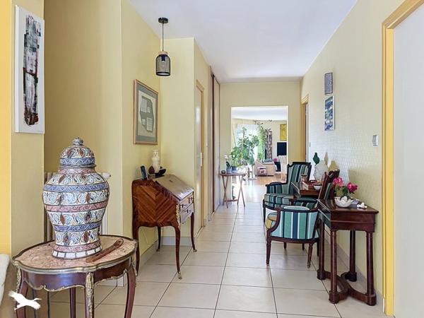 Maison 709 900 € Cugnaux 8 p 300 m² DPE C