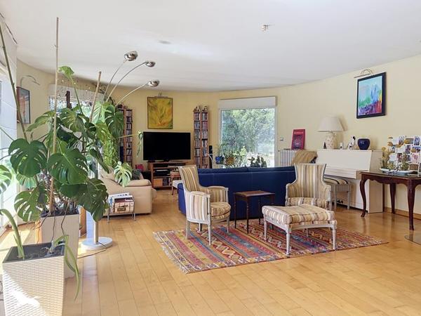 Maison 709 900 € Cugnaux 8 p 300 m² DPE C