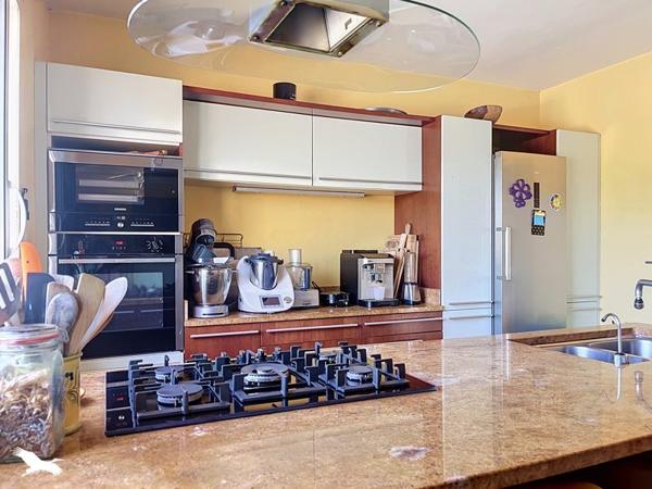 Maison 709 900 € Cugnaux 8 p 300 m² DPE C