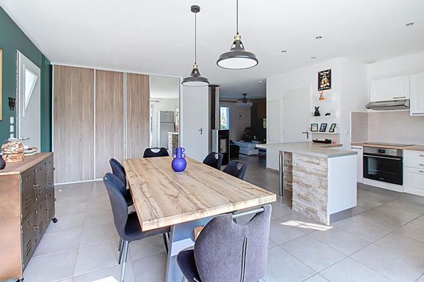 A VENDRE EN EXCLUSIVITÉ- Maison Vidauban 4 pièces 90 m²- Terrain 549 m²- Piscine