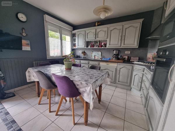 Maison à vendre à Isigny-le-Buat dans la Manche (50540), ref : MA580