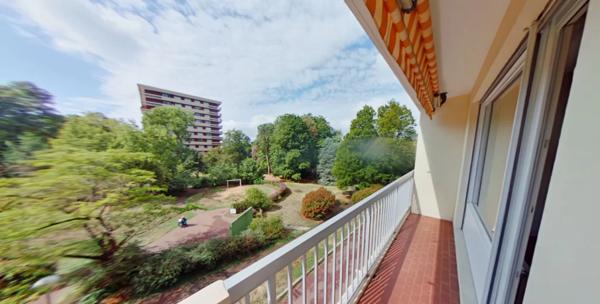 APPARTEMENT T5 A LOUER - ECULLY Valvert 121.49 m 2 2 030 € charges comprises par mois