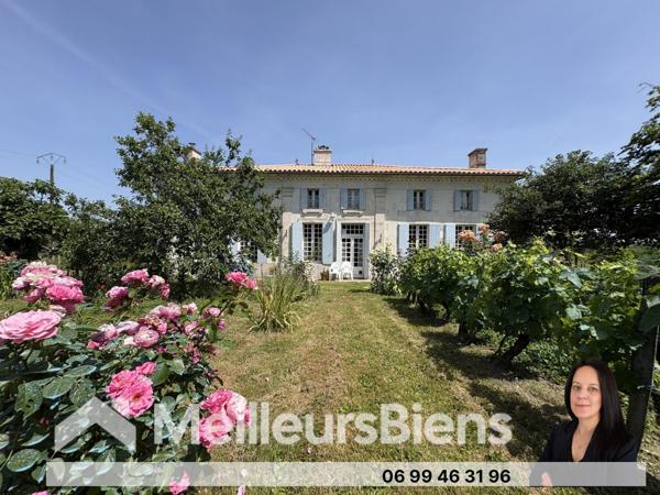 Maison de maîtreà la campagne avec gîte, jardin et piscine