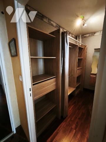 A vendre à LIMOGES (87) très bel ppartement T3 de 82 m2 avec balcon, situé à 5 minutes de la Pl...