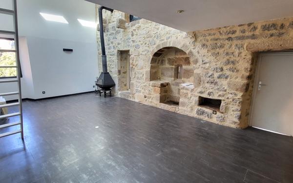 Maison à vendre    5 pièces • 145 m2 Laurac-en-Vivarais