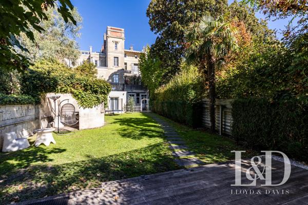 Bordeaux Saint Seurin - Appartement avec jardin de 400m2 et dépendance