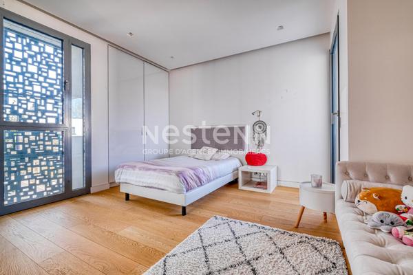 Maison d'exception 7 pièces de 270 m² à Chessy - Prestations haut de gamme