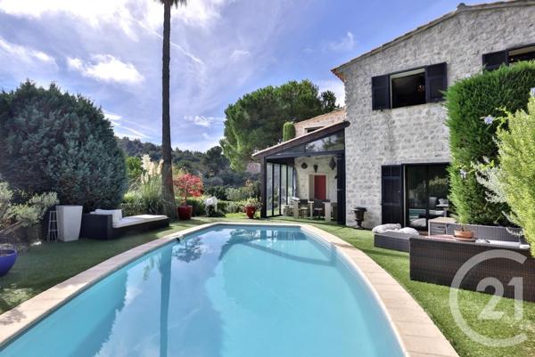 Maison à vendre  5 pièces - 152,43 m2 EZE - 06