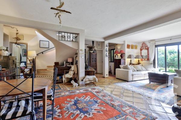 Maison à vendre  5 pièces - 152,43 m2 EZE - 06