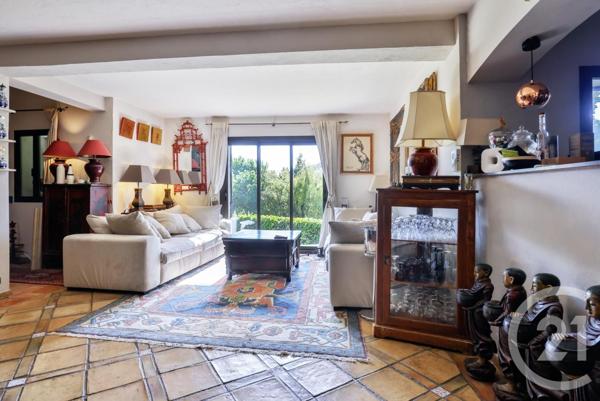 Maison à vendre  5 pièces - 152,43 m2 EZE - 06