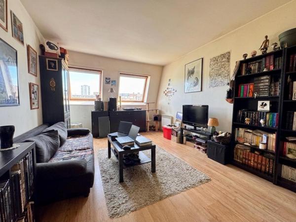 A VENDRE : T2 à LILLE • Vieux lille • 159 000 € FAI • Réf. 2010