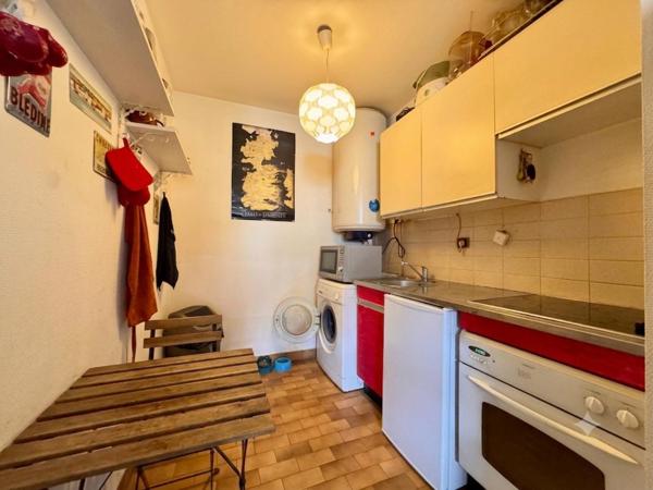 A VENDRE : T2 à LILLE • Vieux lille • 159 000 € FAI • Réf. 2010